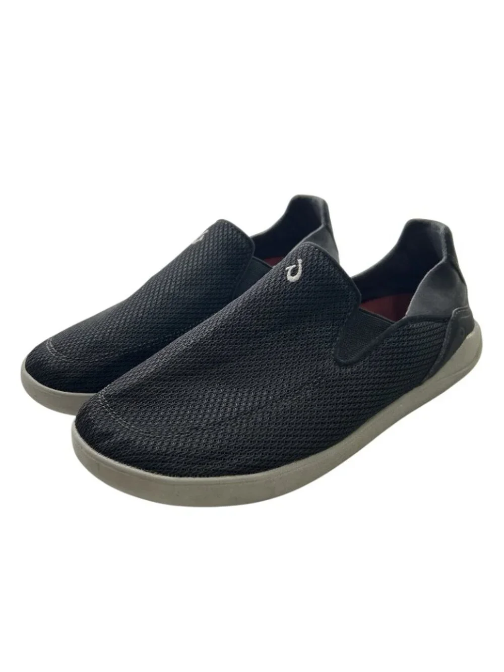 OLUKAI Men's 9.5 Nohea Pae Slip-On Breathable Wet Grip Cushioned Black Sneakers